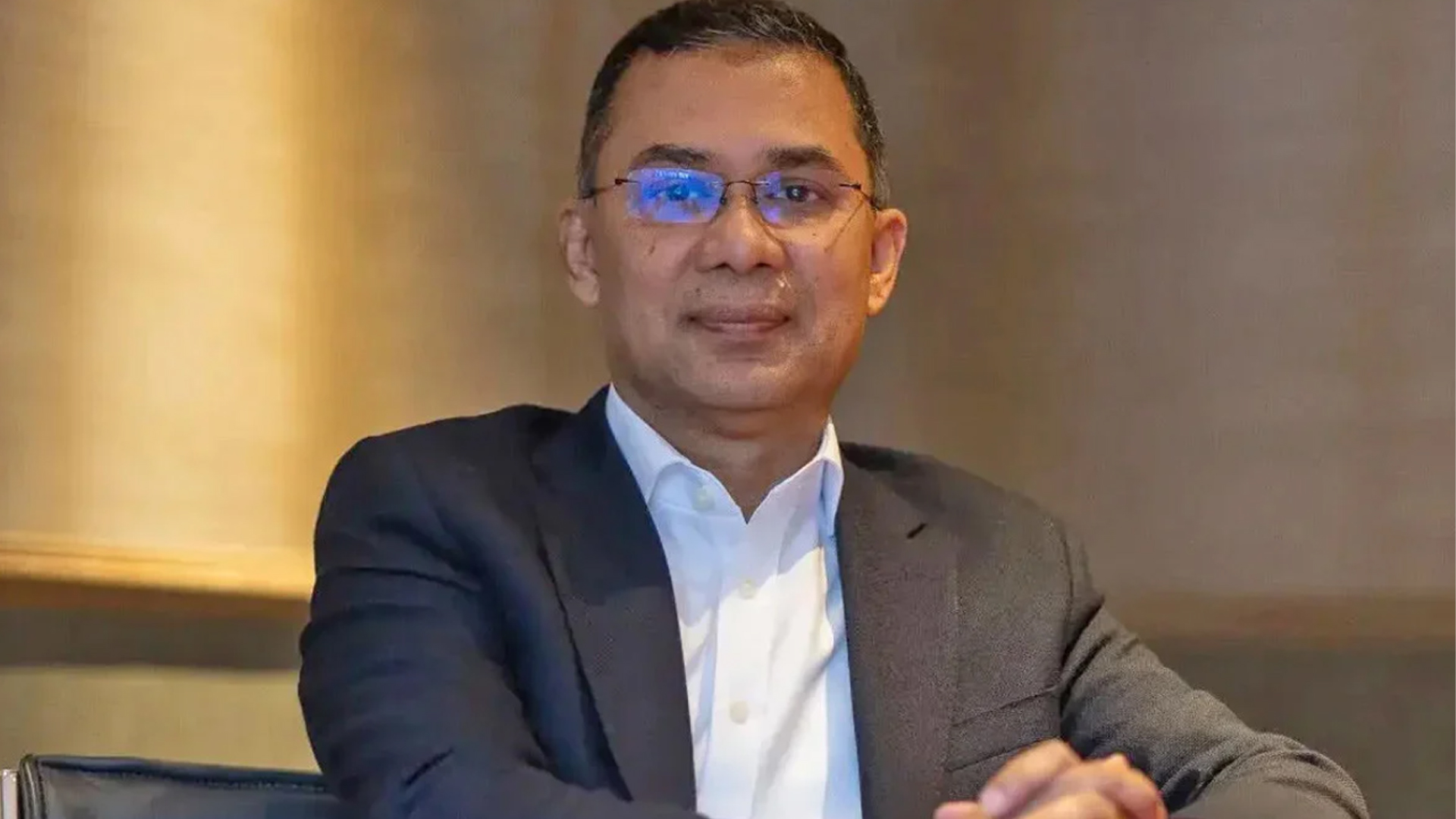 Tarique’s long road home ends at dawn on 25 December