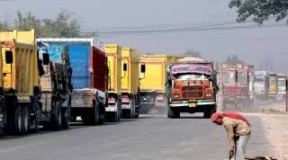 Years of neglect leave Lalmonirhat–Burimari highway in dire condition