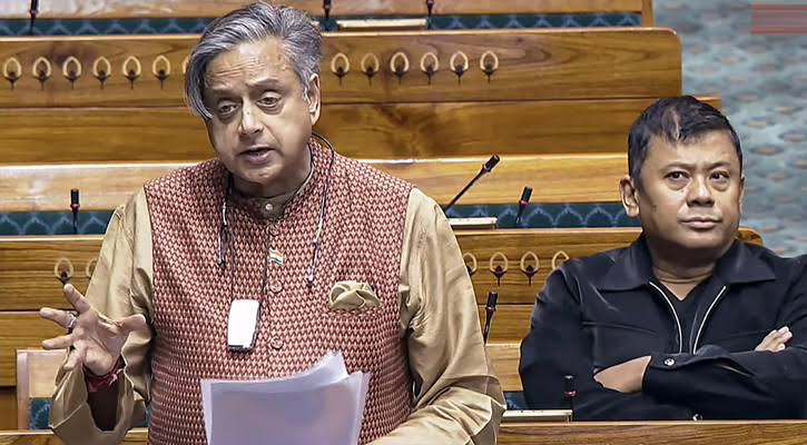 ঢাকার পরিস্থিতি 'কৌশলগত চ্যালেঞ্জ', হাসিনাকে আশ্রয় মানবিক দৃষ্টিভঙ্গি থেকে