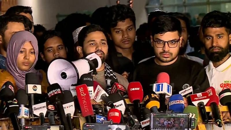 Inqilab Moncho gives 24-hour ultimatum, leaves Shahbagh