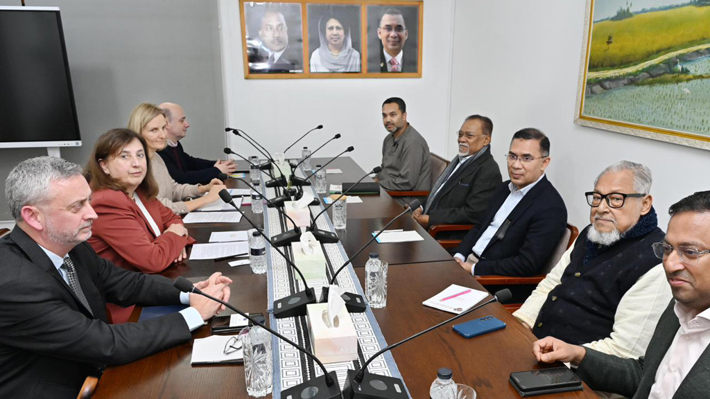 Tarique focuses on free, fair election during meeting with EU delegation
