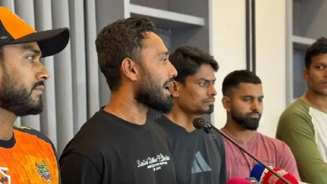 নাজমুলের পদত্যাগের দাবিতে জড়ো হচ্ছেন ক্রিকেটাররা, দুপুরে সংবাদ সম্মেলন