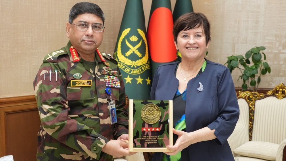 Czech envoy highlights potentials for enhancing defence ties with BD: Army