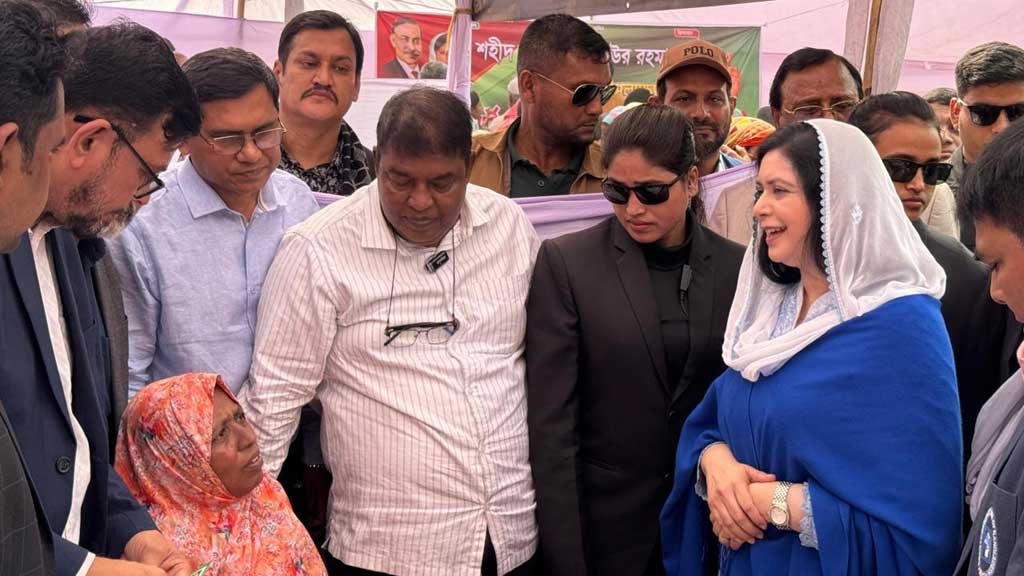 Zubaida inaugurates ‘free heart camp’ at Korail slum