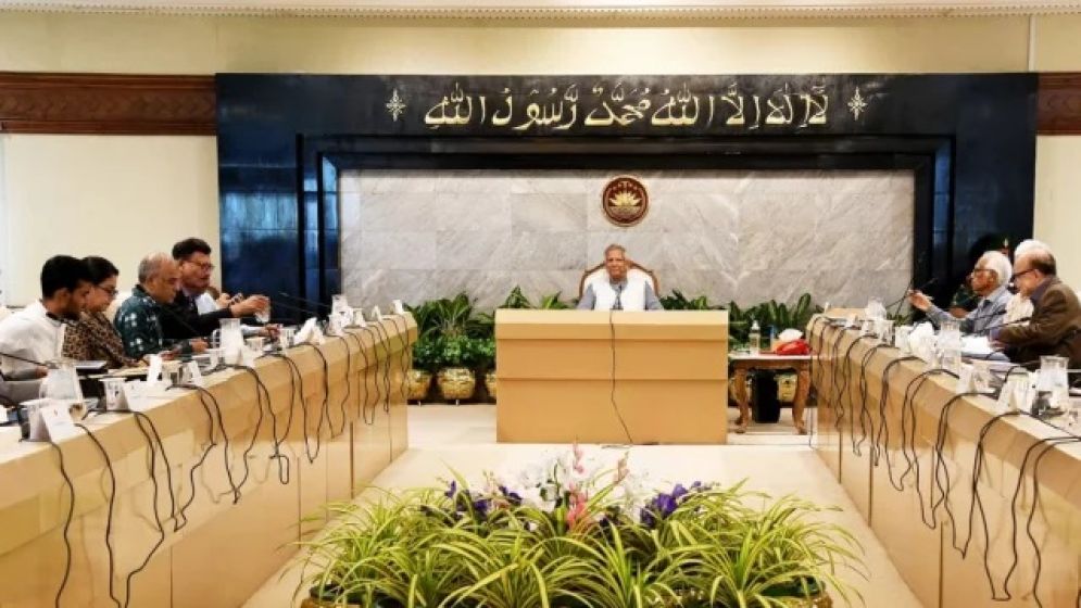 Govt discloses wealth statements of advisers