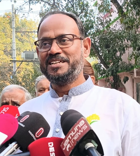 জনগণের সেবায় নিয়োজিত প্রতিমন্ত্রী টুকু