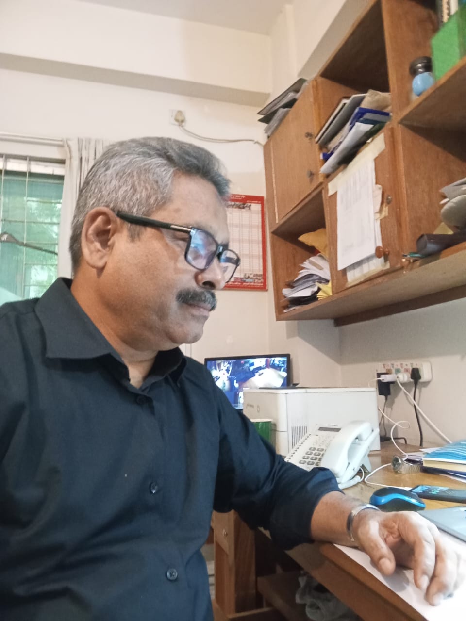 হরমুজে উত্তেজনা, বাজারে মূল্যস্ফীতি—সংকটের অর্থনীতি ও আমাদের বাস্তবতা