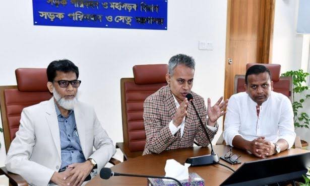 ঈদে বাড়তি ভাড়া এবং চাঁদাবাজির সুযোগ নেইঃ সড়ক, রেল ও নৌমন্ত্রী