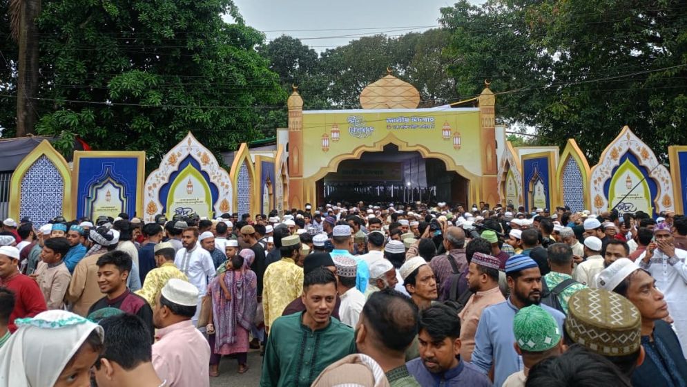 Eid-ul-Fitr being celebrated in Bangladesh with religious fervour, festivity