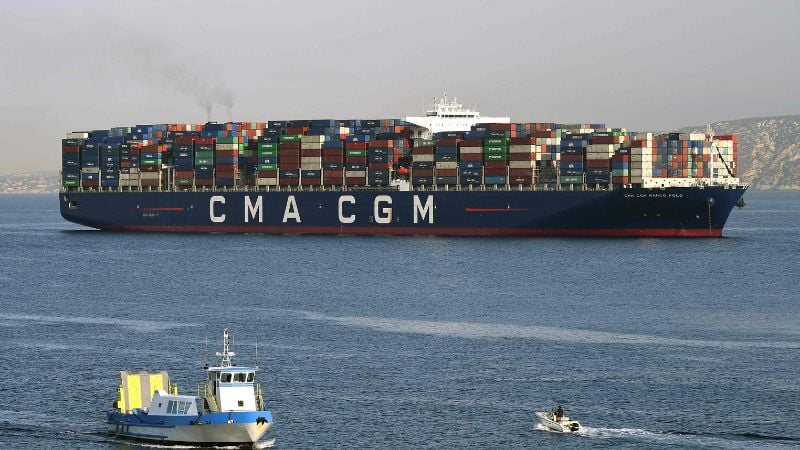 Iran announces alternative route for shipping in the Strait of Hormuz