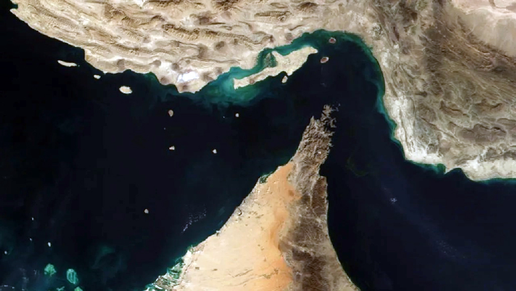 Iran announces closure of Strait of Hormuz again