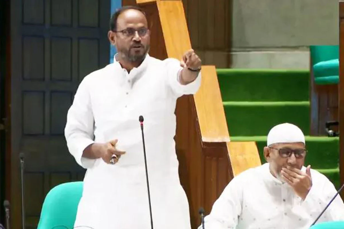 সংসদে জুলাই বিপ্লব ঘিরে টুকুর গর্জন