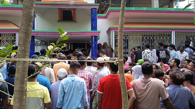 Five people, including three children, were strangled to death in Gazipur