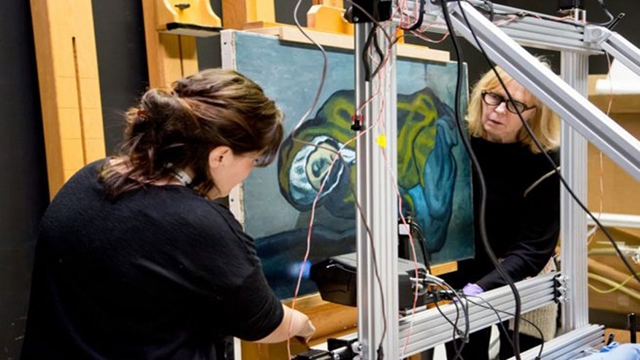 Hidden painting behind Picasso masterpiece!