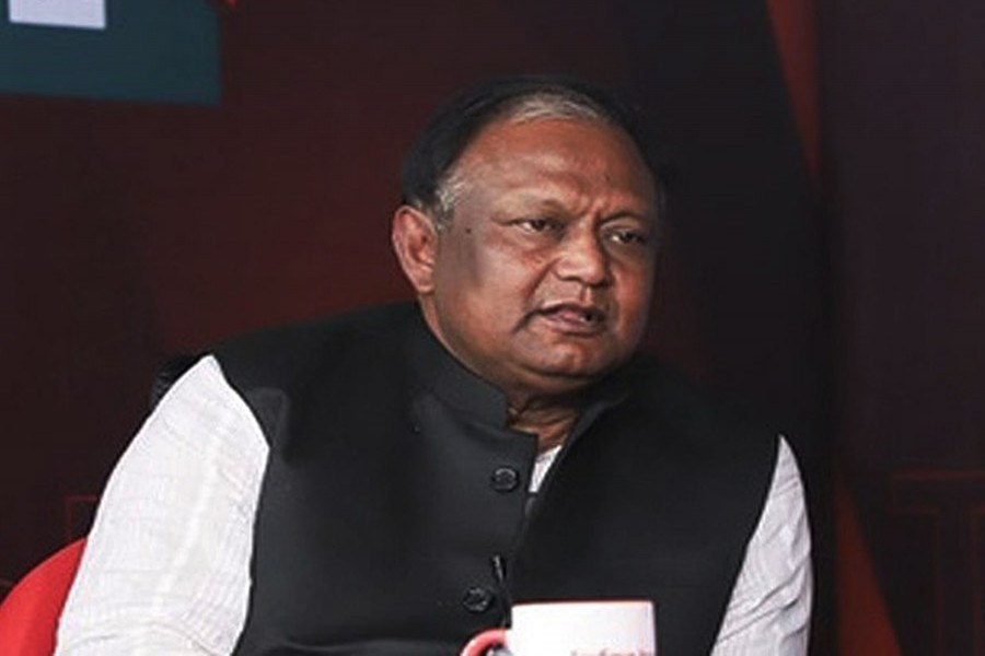 Reopening markets not mandatory, says commerce minister