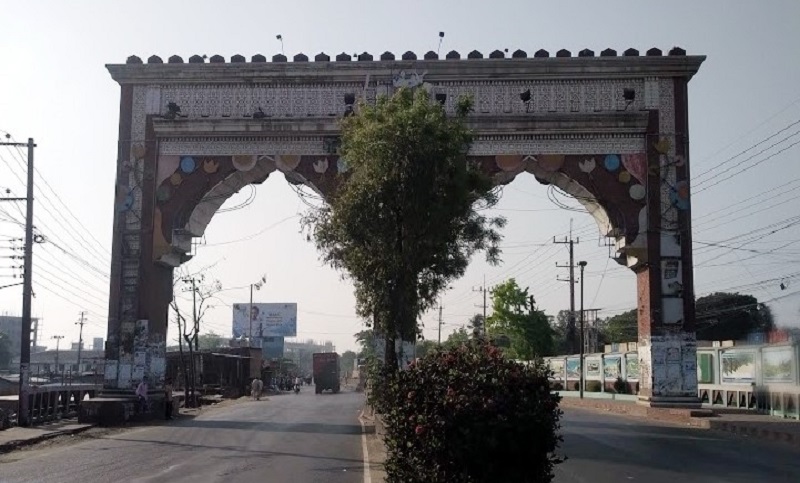  জরুরি সার্ভিস ছাড়া ‘লকডাউন’ চট্টগ্রাম