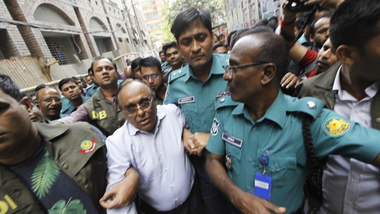 Mainul Hosein sent to jail 'for defaming' Masuda Bhatti