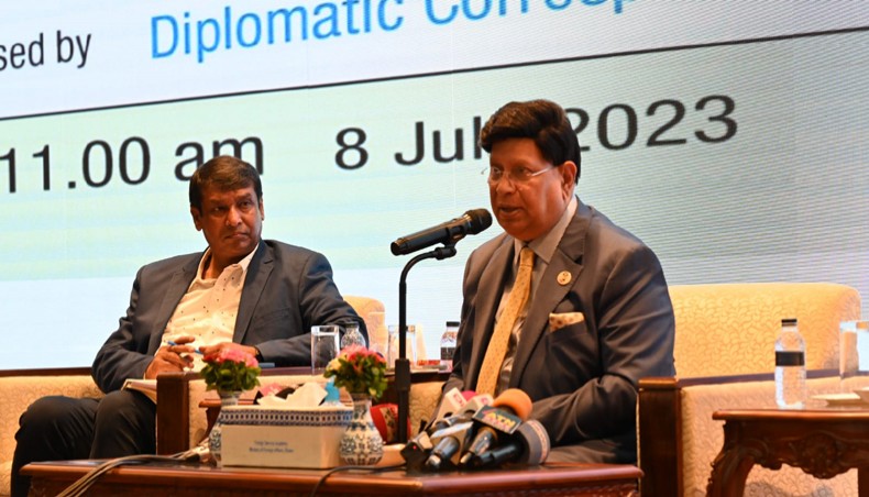 Momen displeased at ‘seeking solutions’ of Bangladesh's internal issues from foreigners