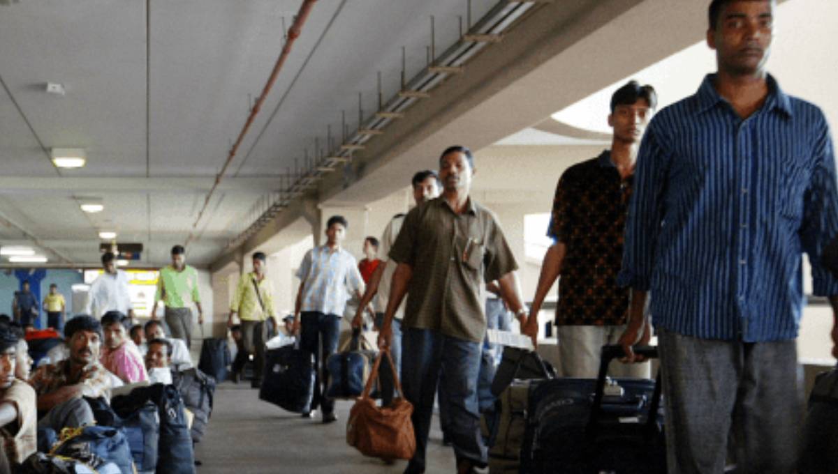 Saudi Arabia deports 373 Bangladeshi workers in 24 hrs
