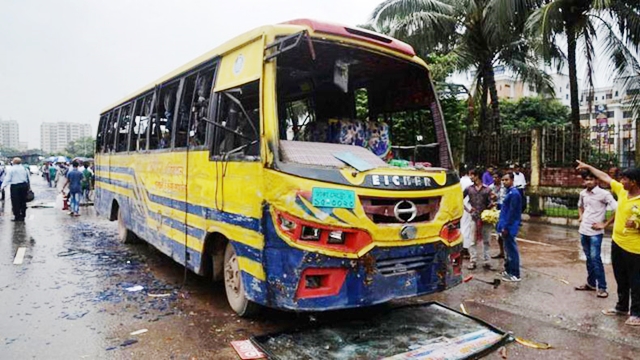 2 students killed in Dhaka Airport Road accident
