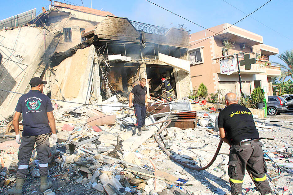 New Israeli strikes on Lebanon after 558 killed