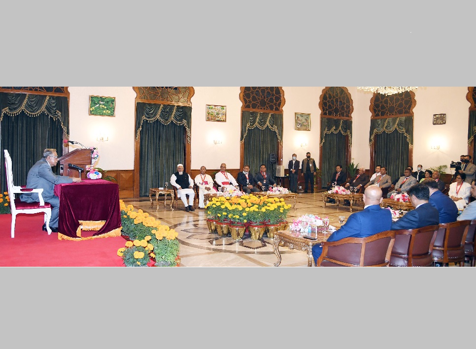 President hosts Xmas reception for Christian community at Bangabhaban
