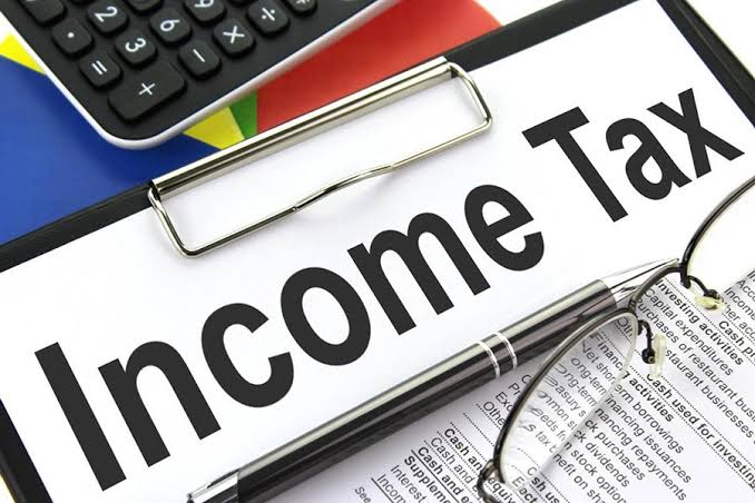Submission of income tax returns through online resumes