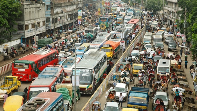 Dhaka’s transport system suffers for lack of vision, not for money: Experts
