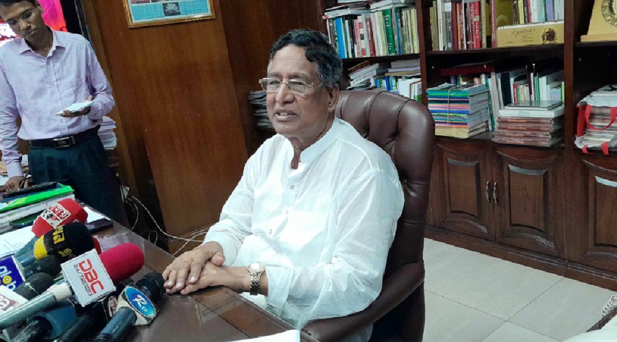 Govt mulls import of onion from anywhere in world: Agriculture Minister