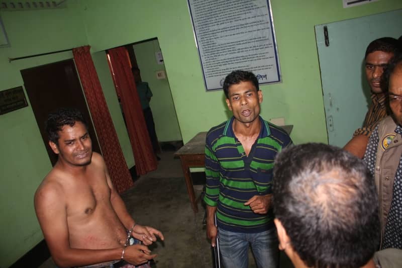 8 DB men closed over torturing Barisal journo