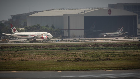 Biman suspends int’l flights on 7 routes for 15 days