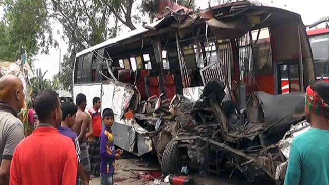 Eight killed, 20 injured in Panchagarh road accident