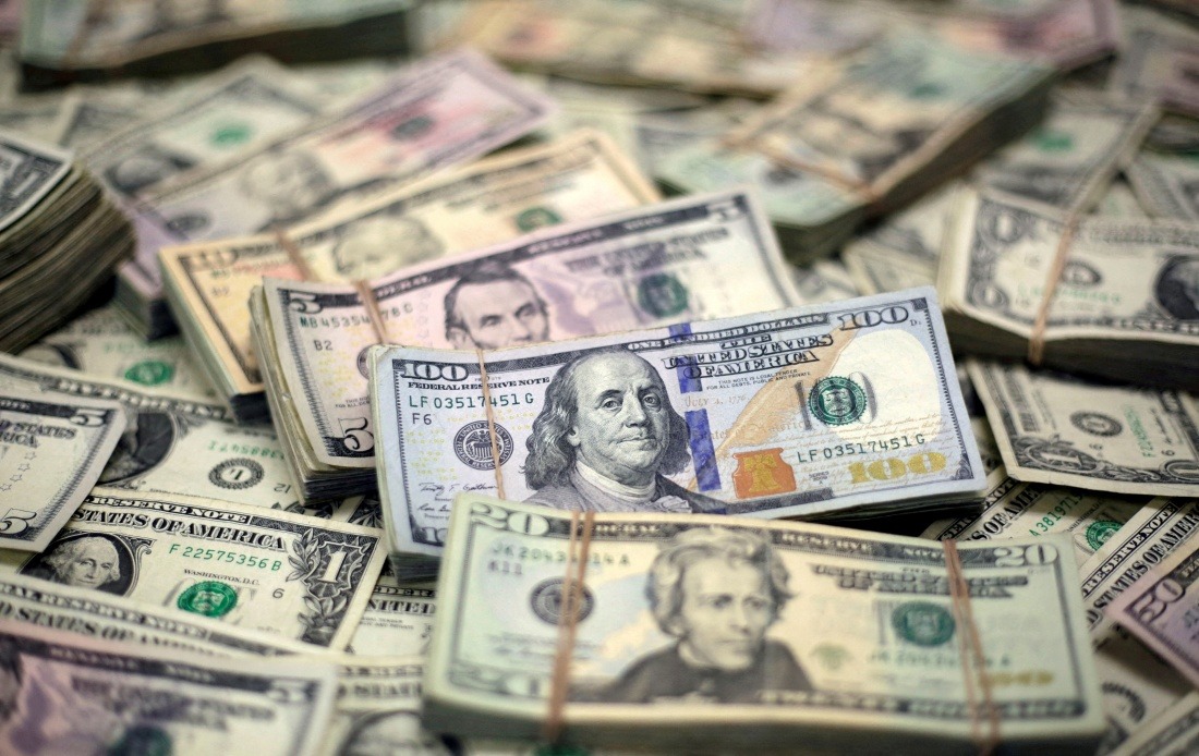 Bangladesh receives nearly $1 billion in remittances in 12 days of October