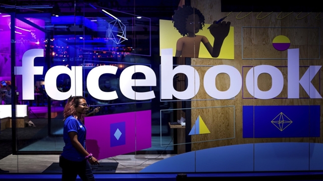 Facebook to invest $1 billion in first Asian data centre in Singapore