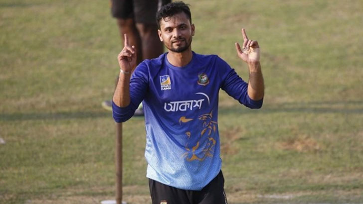 এখনই দেশকে বাঁচানোর শ্রেষ্ঠ সময়: মাশরাফি
