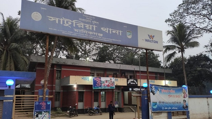 সামাজিক দূরত্ব রক্ষার কথা বলায় নারীসহ দোকানিকে পিটিয়ে জখম করল যুবক