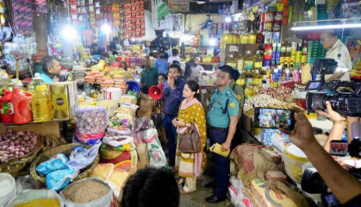Govt orders DCs to strictly monitor markets during Ramadan