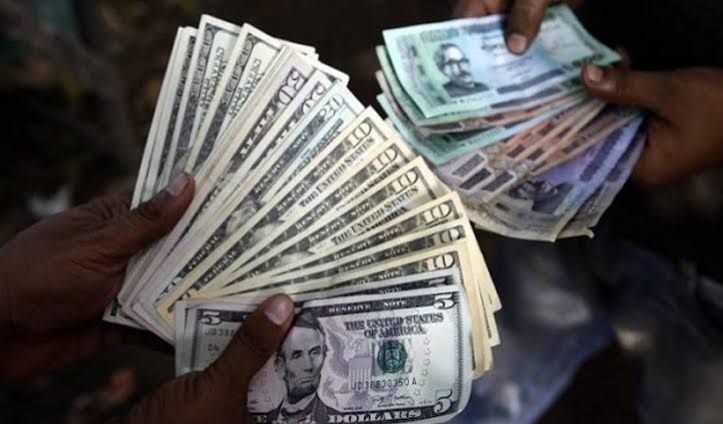 Taka sees highest single-day depreciation against dollar