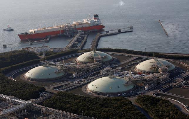 Govt scraps LNG terminal installation deal with Summit