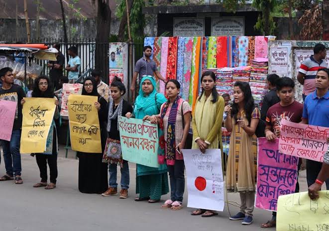 যে কারণে জমছে না ধর্ষণবিরোধী আন্দোলন