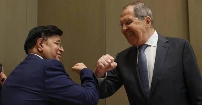 Momen, Lavrov want to take Dhaka-Moscow relations to a greater height