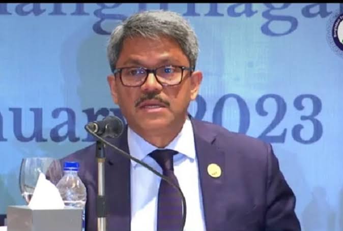 Govt working to consolidate relations with neighbours: State Minister