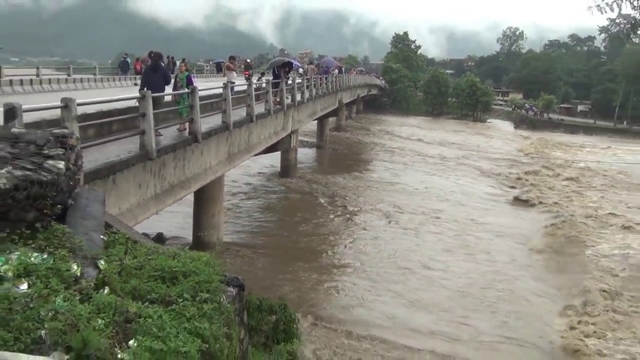 40 rivers register rise, 50 fall
