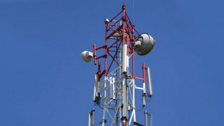27,000 cell phone towers down, communication affected