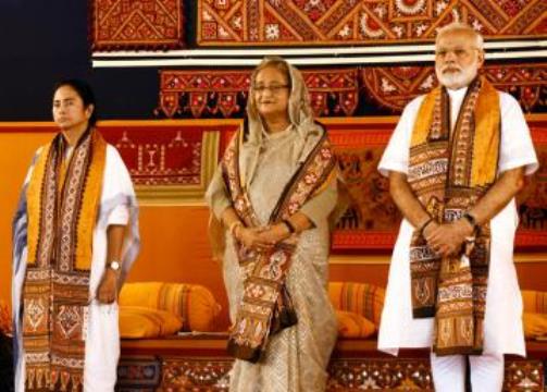 PM attends Santiniketan convocation